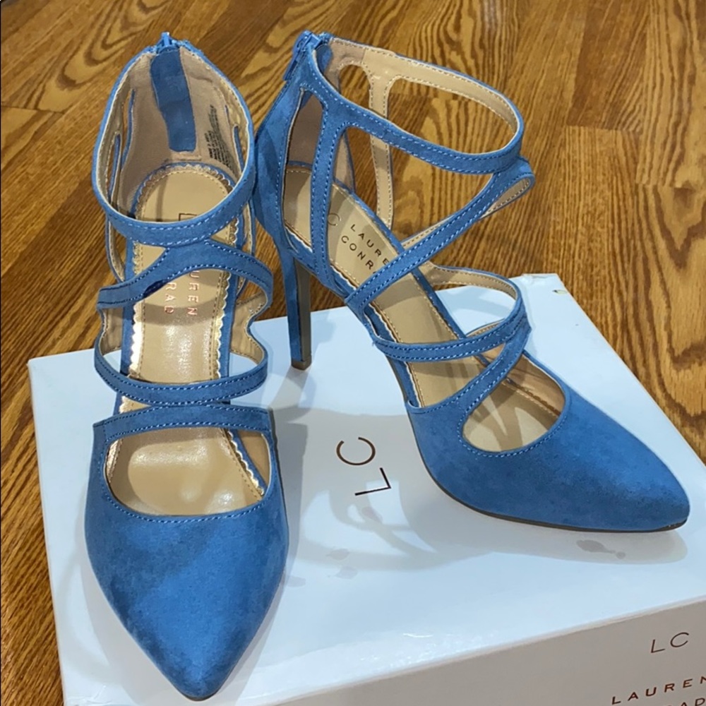 LC strappy heels 💙